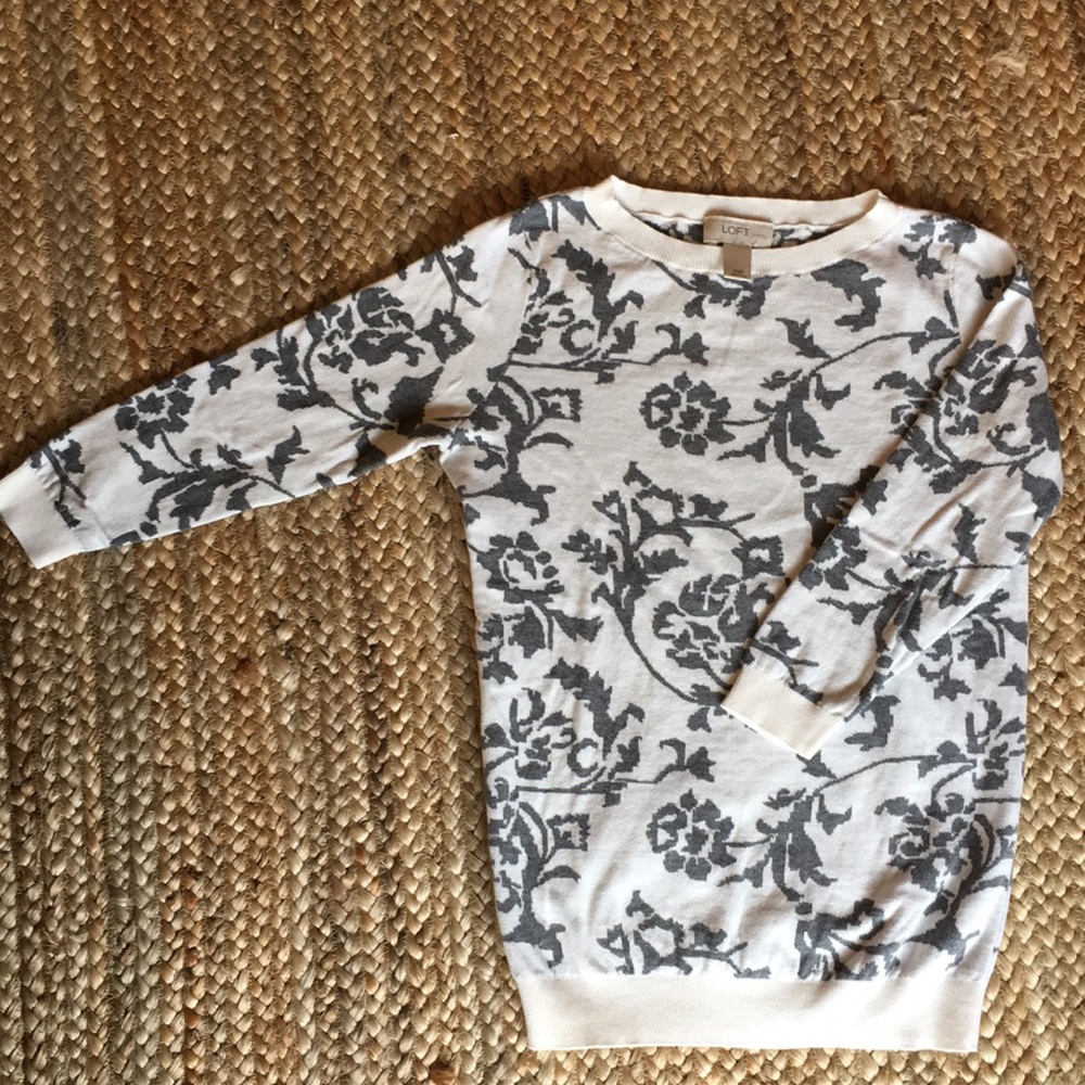 LOFT crew neck sweater
